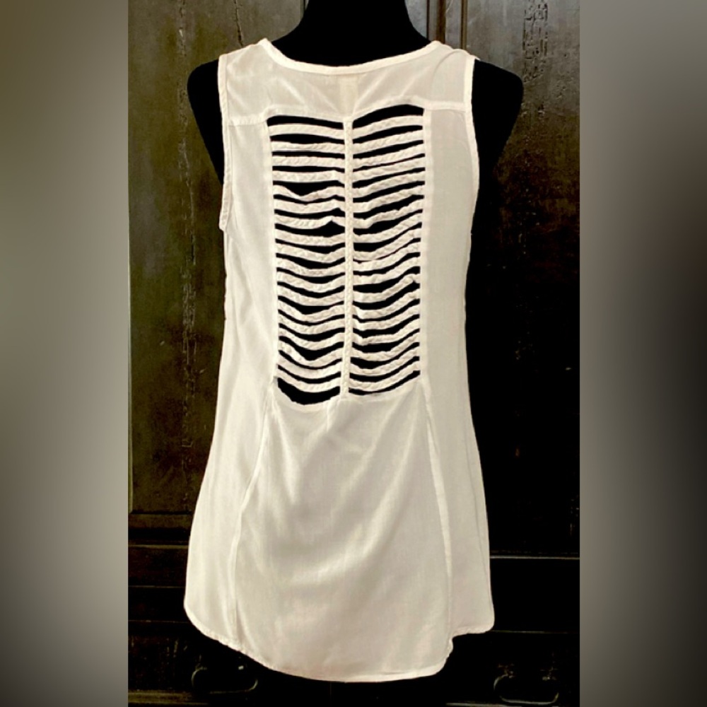 Copper Key White sleeveless oversized tank top - size Small